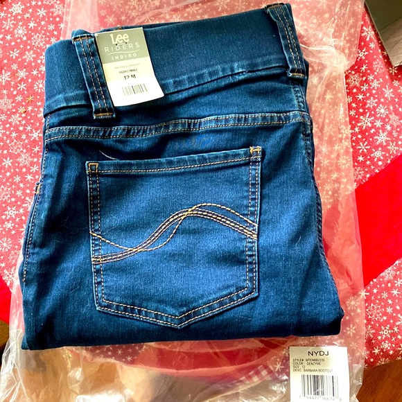 Riders by Lee Indigo Women's Pull On Waist Smoother Bootcut size 12M NWT - Picture 4 of 6